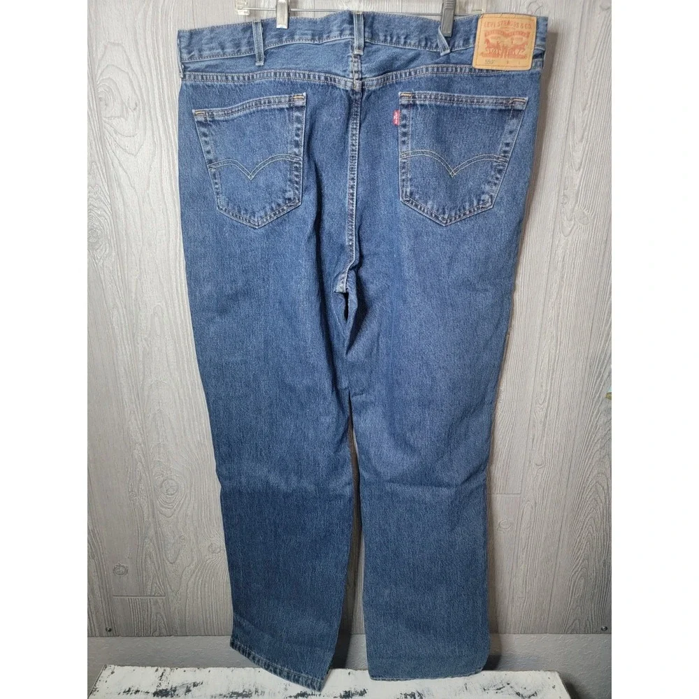 Levis 550 Relaxed Fit Jeans Mens 42x34 Blue Medium Wash Tapered Leg Denim 42x34
